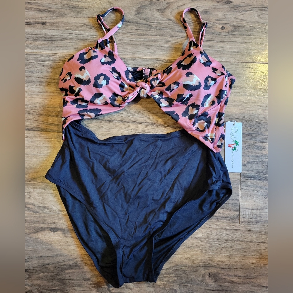 Stylish Swimwear Cutout One-Piece